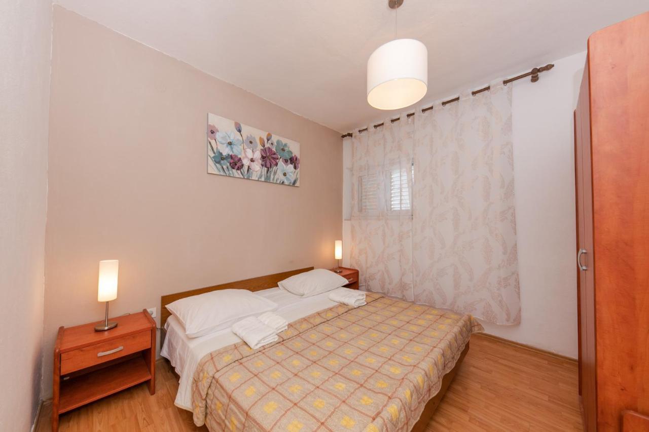 Apartments Mate Vinišće Εξωτερικό φωτογραφία