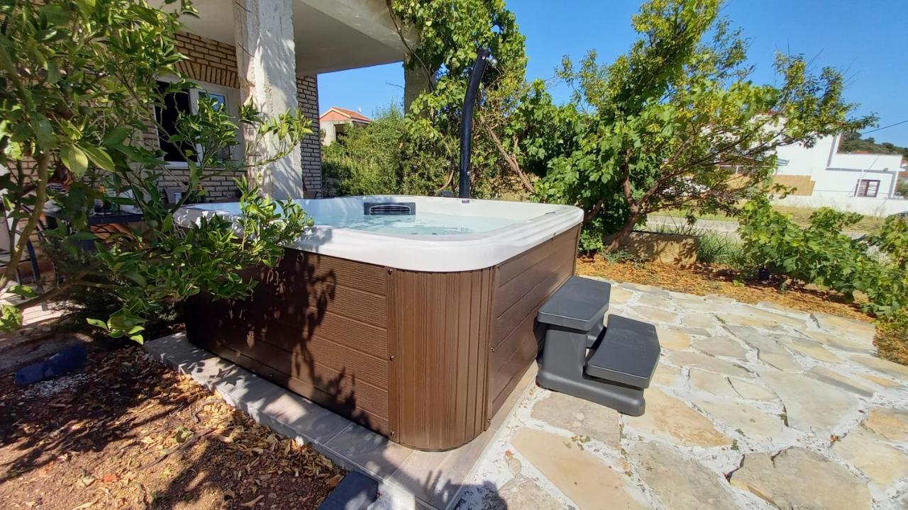 Apartments Mate Vinišće Εξωτερικό φωτογραφία