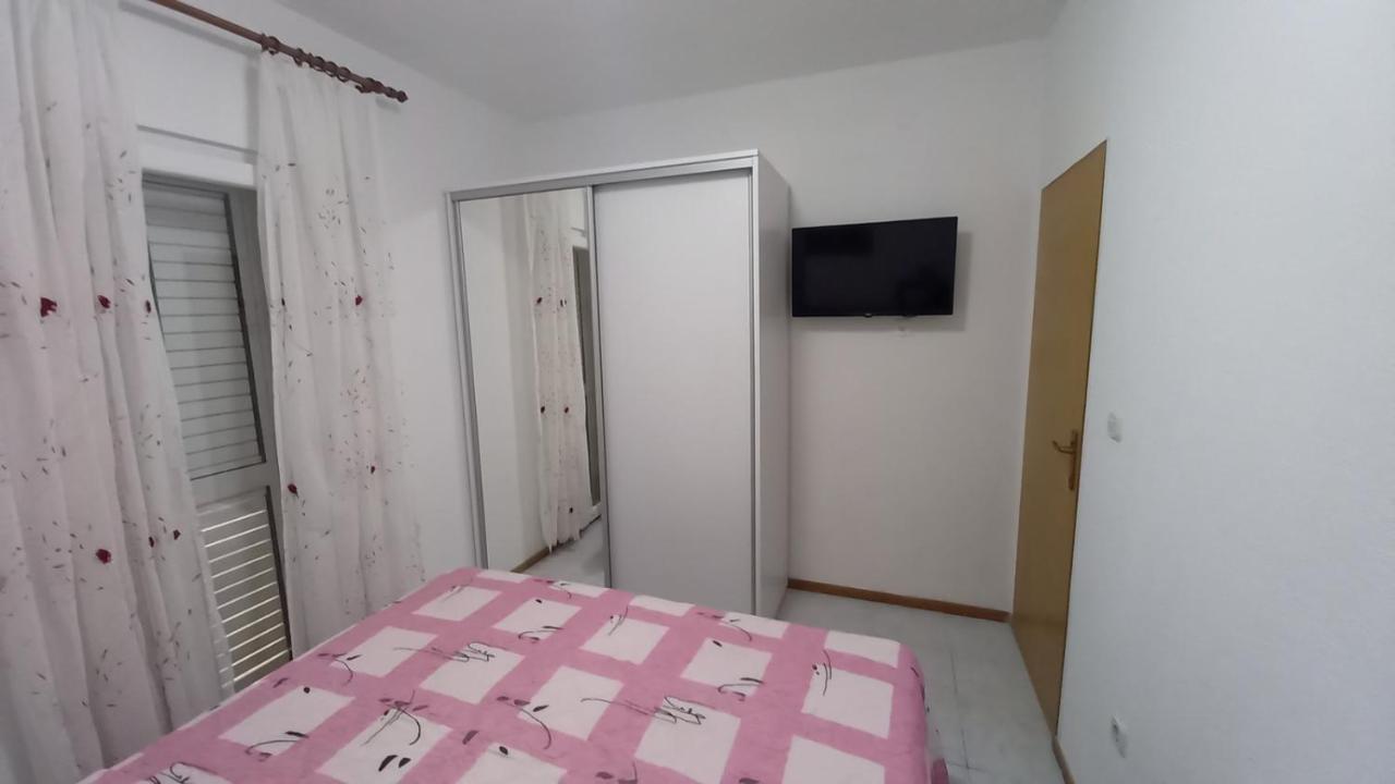 Apartments Mate Vinišće Εξωτερικό φωτογραφία