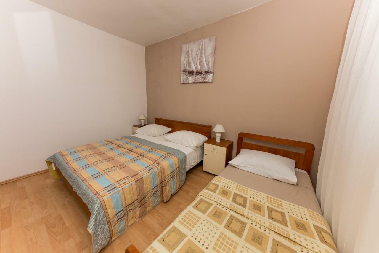 Apartments Mate Vinišće Εξωτερικό φωτογραφία